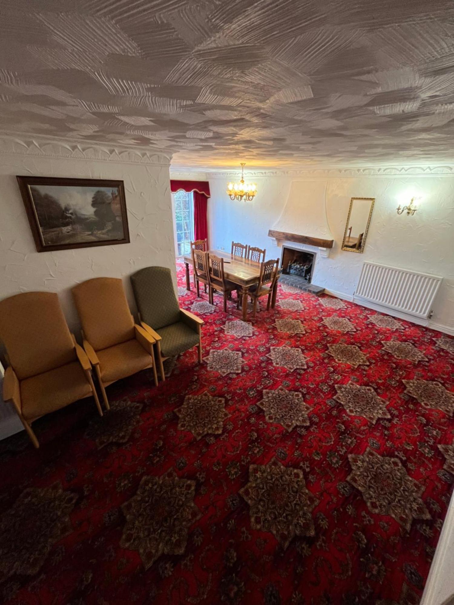 Unwind In Comfort At Cosy Caradus Your 4 Bedroom Home Sweet Home! Birmingham Eksteriør bilde